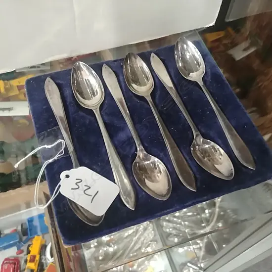 SET OF 6 S/S TEASPOONS