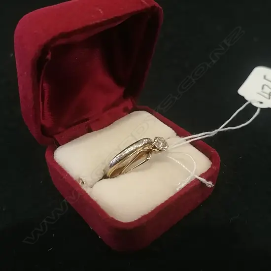 18CT GOLD WEDDER AND DIAMOND RING 3.80GM