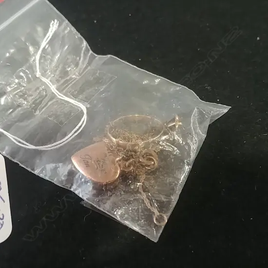 9CT GOLD PIECES 6.83gm