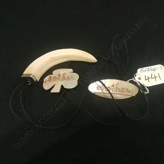 2 VINTAGE 'MOTHER' BROOCHES & TUSK PENDANT