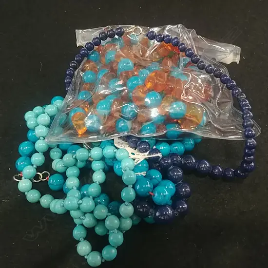 COLLECTION OF ASSORTED TURQUOISE NECKLACES 