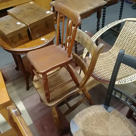 COUNTRY CHAIR + CHILD'S CHAIR
