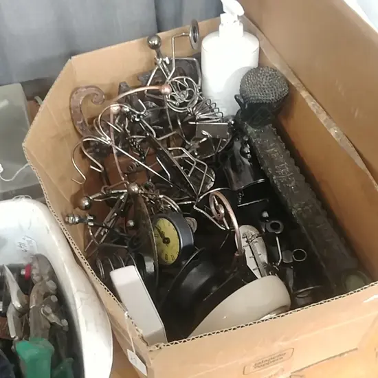 BOX OF METALWORK ORNS/TRAIN ETC