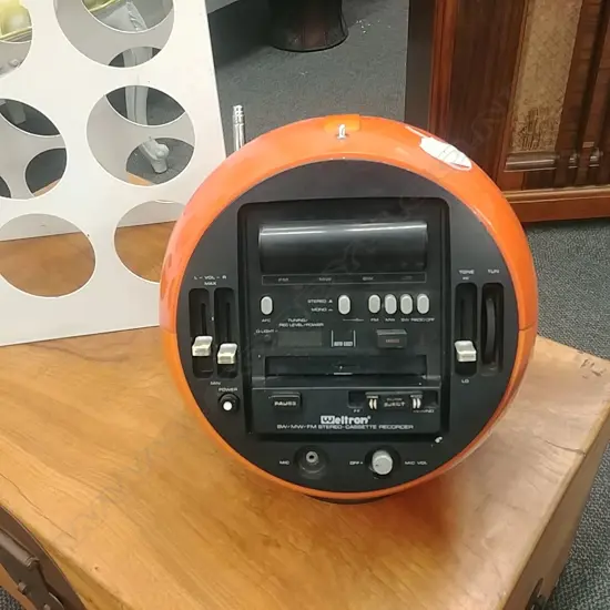 WELTRON RETRO GLOBE STEREO NO SPEAKERS