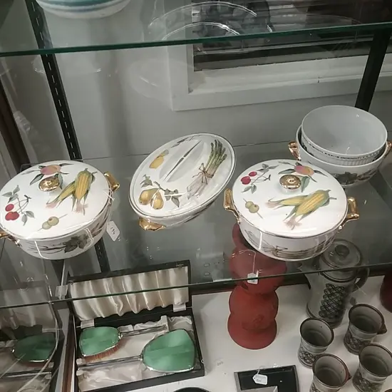 5 PC EVERSHAM WORCESTER DISHES