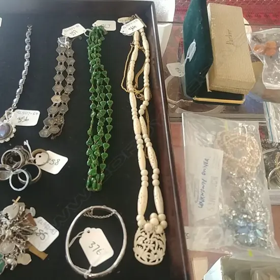 CARVED BONE NECKLACE & COSTUME CHAINS (AA)