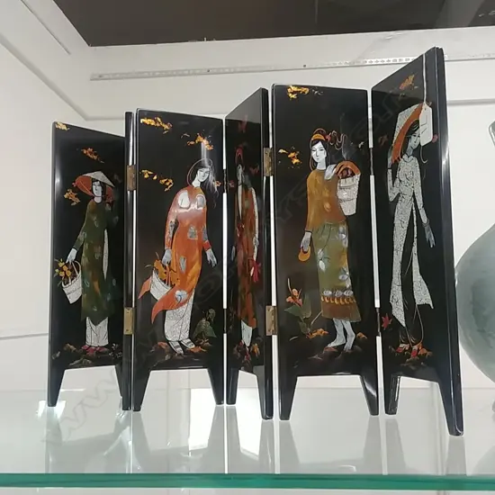 QUALITY VIETNAMESE LACQUERED 6 FOLD TABLE SCREEN