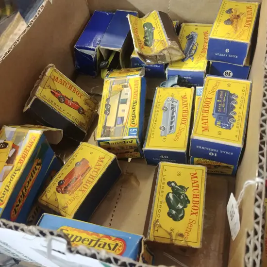 11 MATCHBOX SERIES & SUPERFAST TOYS + BOXES