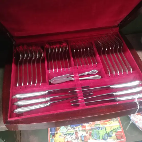 BOXED CUTLERY SET