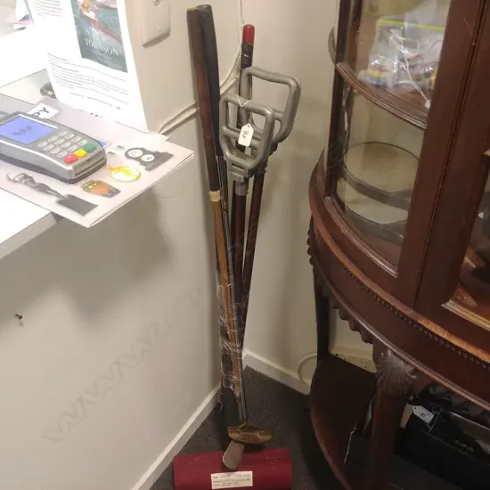 LOT PUTTERS/SHOOTING STICKS ETC