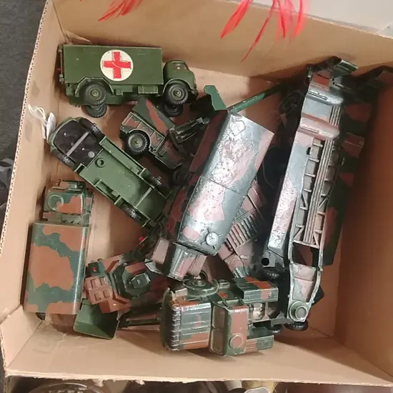 LOT ASST DINKY MILITARY MODELS