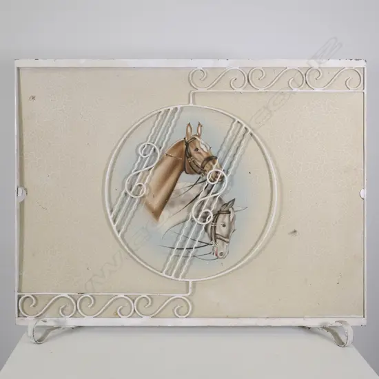 A VINTAGE FIRE SCREEN WITH PAINTED HORSE DECORATION L 530MM