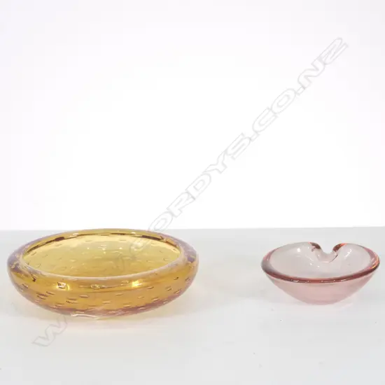 TWO ART GLASS ASHTRAYS, DIA. 200MM