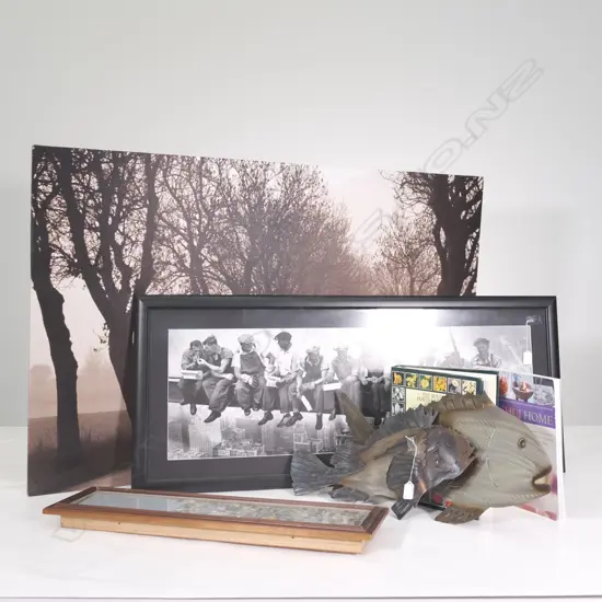 2 TIN FISH,BOOKS, 2 ART PRINTS AND BADGES L.1180mm