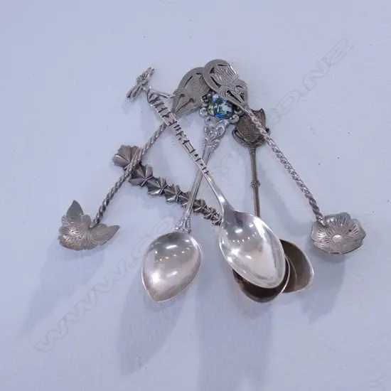 6 SILVER SOUVENIR SPOONS