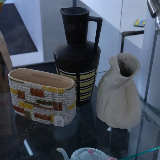 CROWN LYNN VASE  / SYLVAC AND GERMAN JUG