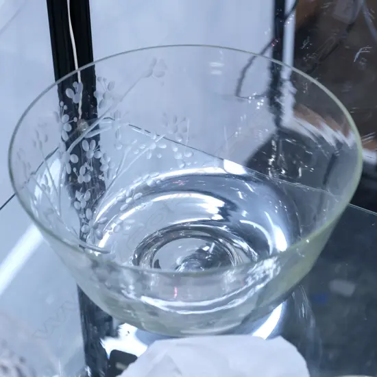 ETCHED CRYSTAL BOWL, DIA. 250MM