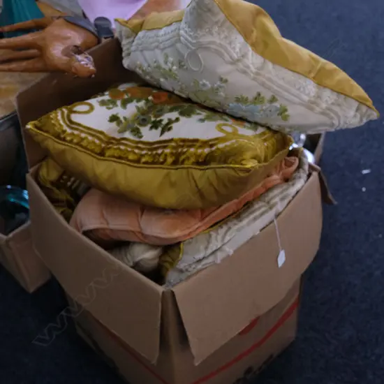 LARGE BOX CUSHIONS ETC