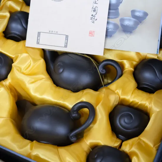 BOXED LONGDETANG TEA SET, TEAPOT W. 140MM