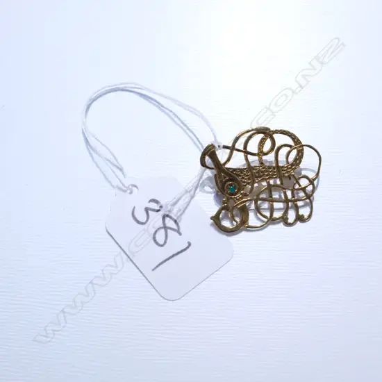 9CT GOLD BROOCH 3.72GM