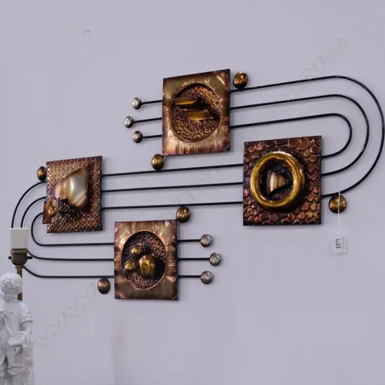 METAL WALL ART