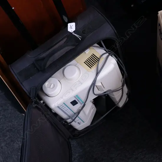 BROTHER PORTABLE SEWING MACHINE