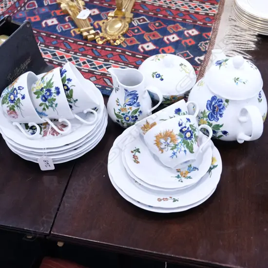 PART TEA SET