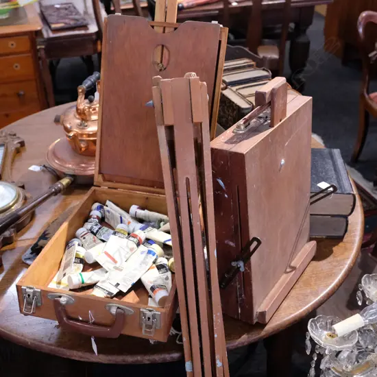 2 ARTIST BOXES + EASEL