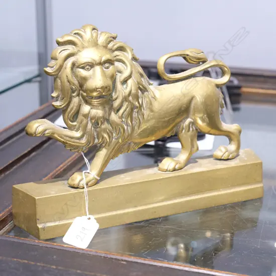 BRASS LION FIRE DOG W 260 MM