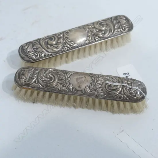 2 S/S BACKED CLOTHES BRUSHES W. 150MM