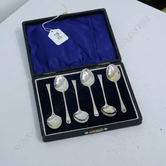 CASED S/S COFFEE SPOONS - SIX. EACH H. 90MM