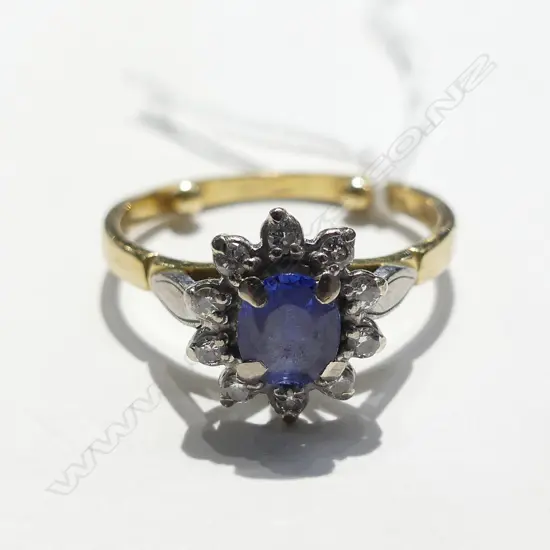 18CT GOLD DRESS RING SAPPHIRE A.F & 10 DIA. RING 4.08GMS