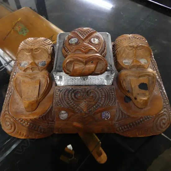 MAORI FOLK ART DESK STAND W. 225MM