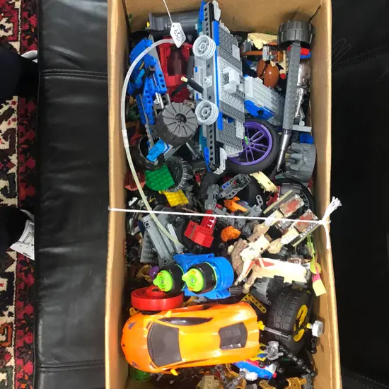 LARGE BOX LEGO