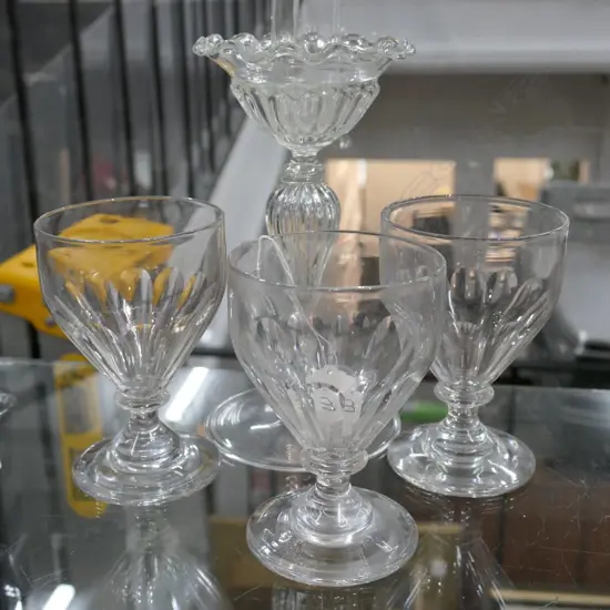 3 19TH C RUMMERS + CANDLE STICK H 240 MM