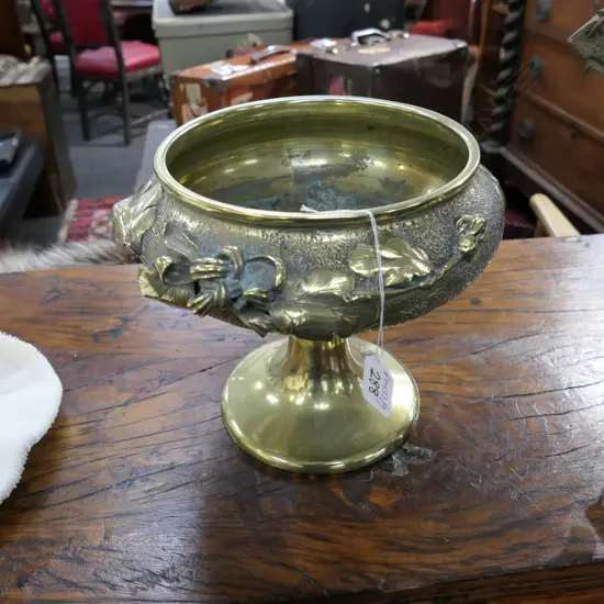 BRASS FLORAL DECORATED COMPORT H 120 MM W. BONE BEADS ETC