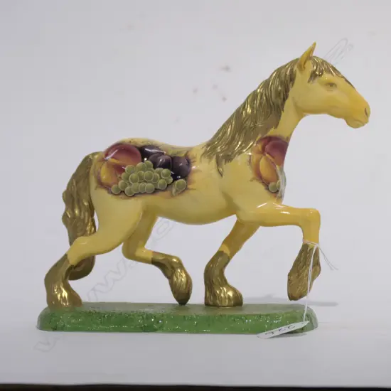 AYNSLEY--ORCHARD GOLD HORSE 200MM