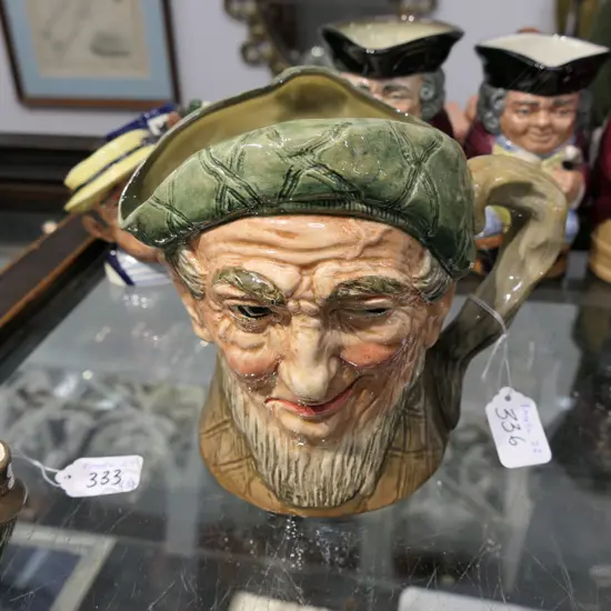 ROYAL DOULTON AUD MAC CHARACTER JUG LGE D5889 MUSICAL JUG