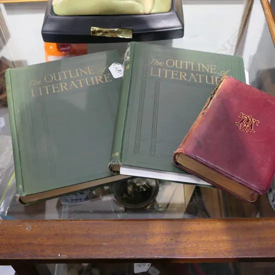 ASST BOOKS & TELECOM CARDS