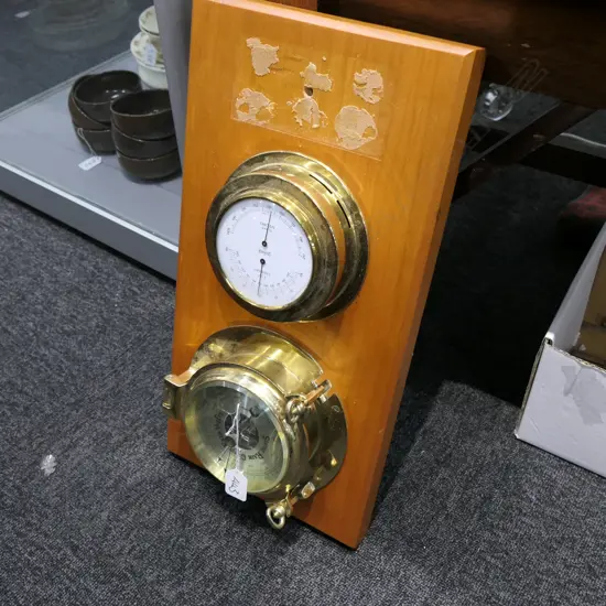 WOODEN MOUNTED BRASS BAROMETER & THERMO, L. 490MM