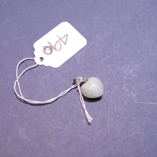 PALE JADE PUFF HEART PENDANT 