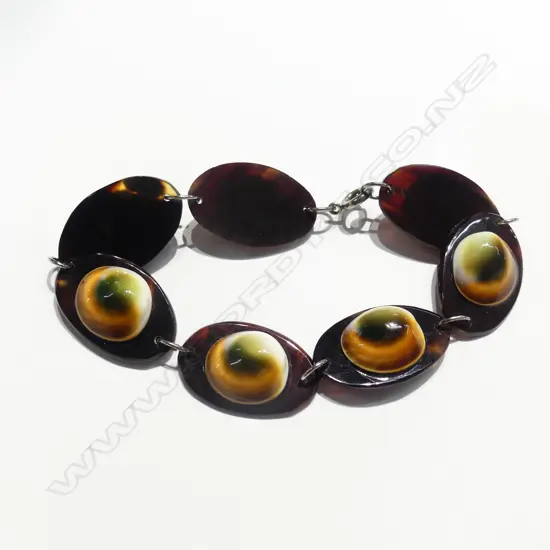 GOOD VINTAGE CATS EYE & TORTOISE SHELL BRACELET