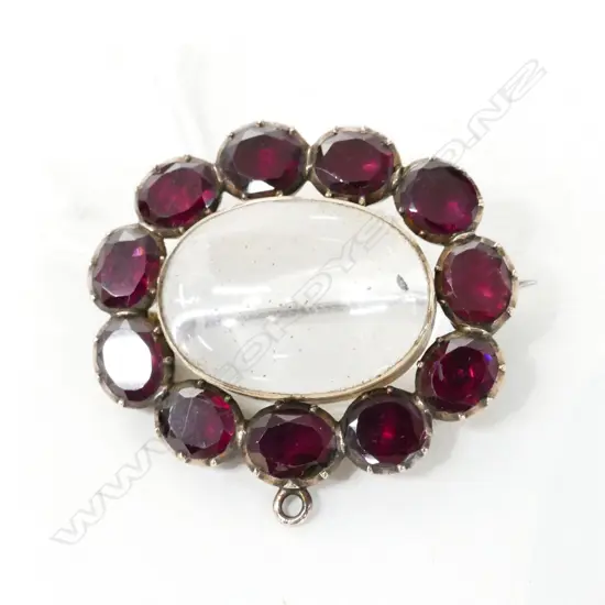 VICTORIAN GOLD, GARNET PHOTO LOCKET/BROOCH