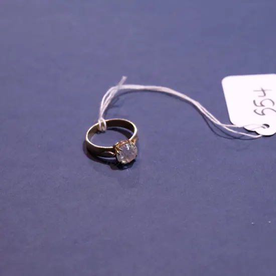 9CT GOLD FAUX DIAMOND RING