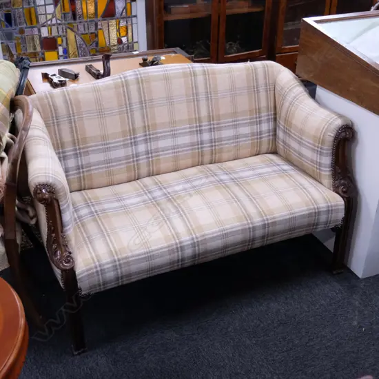 VICTORIAN TWO-SEATER SETTEE