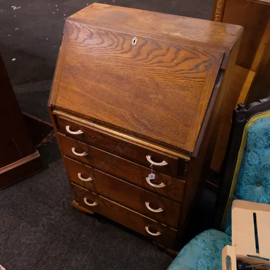 OAK WRITING BUREAU, DROP FRONT. H.1070mm
