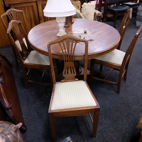 6x Mahogany dinning chairs H. 940 mm