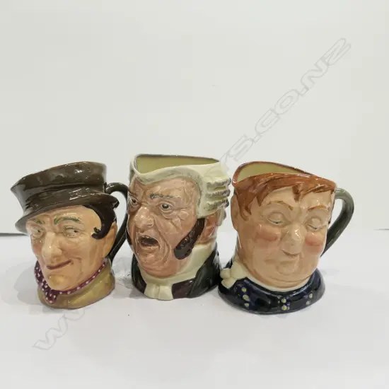 3 R/D CHARACTER JUGS