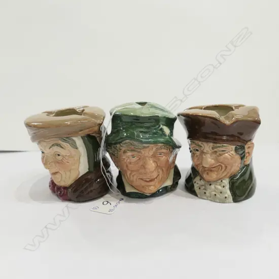 3 R/D CHARACTER ASHTRAYS