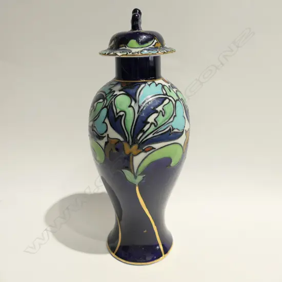 WOOD + SONS LIDDED VASE H. 280MM